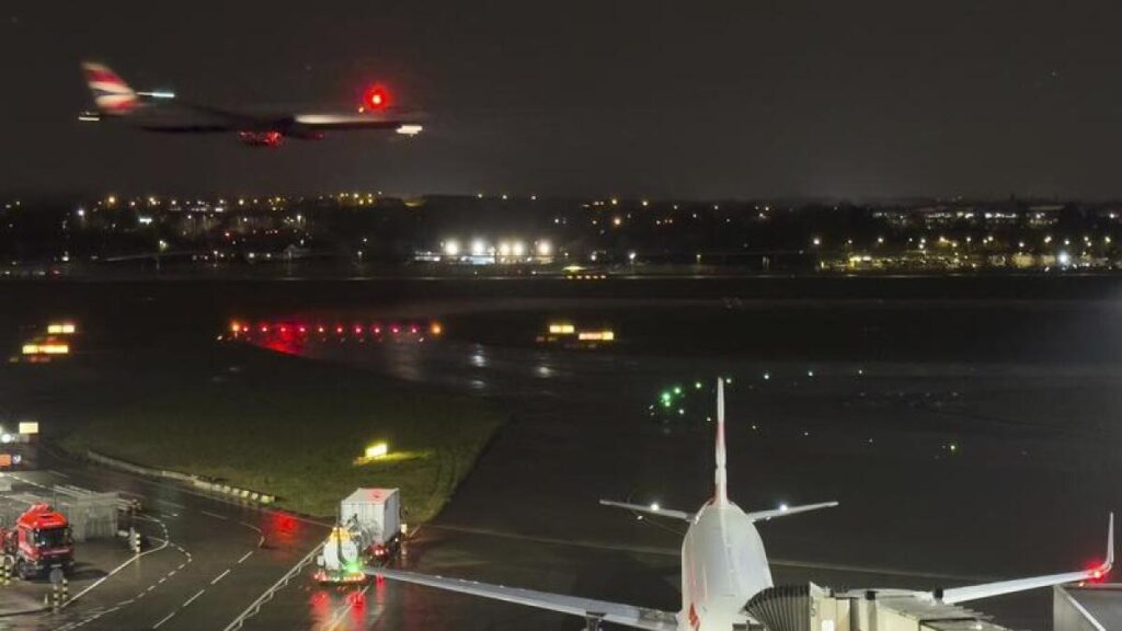 man-arrested-after-pepper-spray-attack-at-heathrow-airport