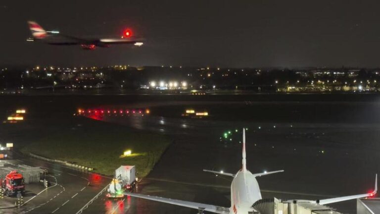 man-arrested-following-pepper-spray-incident-at-heathrow-airport