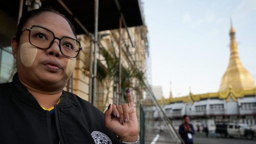 myanmar-junta-holds-controversial-elections-amid-low-turnout