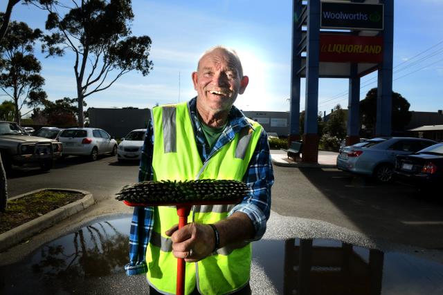 pakenham-mourns-loss-of-beloved-legend-kelvin-lefty-rees