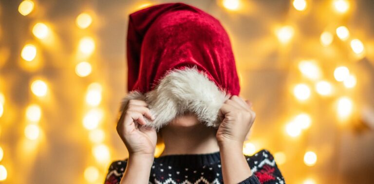 parents-navigate-children-s-discovery-of-santa-s-reality