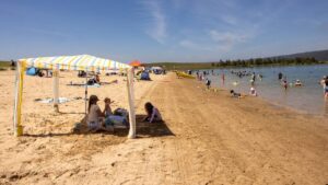 penrith-beach-opens-early-with-free-ice-creams-tomorrow-