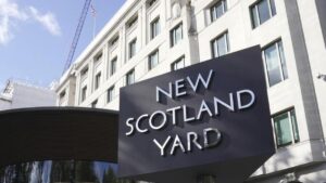 police-arrest-protesters-in-london-for-intifada-slogans