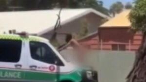 police-explain-delayed-response-to-paramedics-under-attack