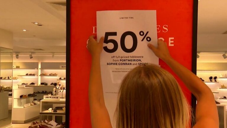 record-crowds-anticipated-at-adelaide-shopping-centres-on-boxing-day