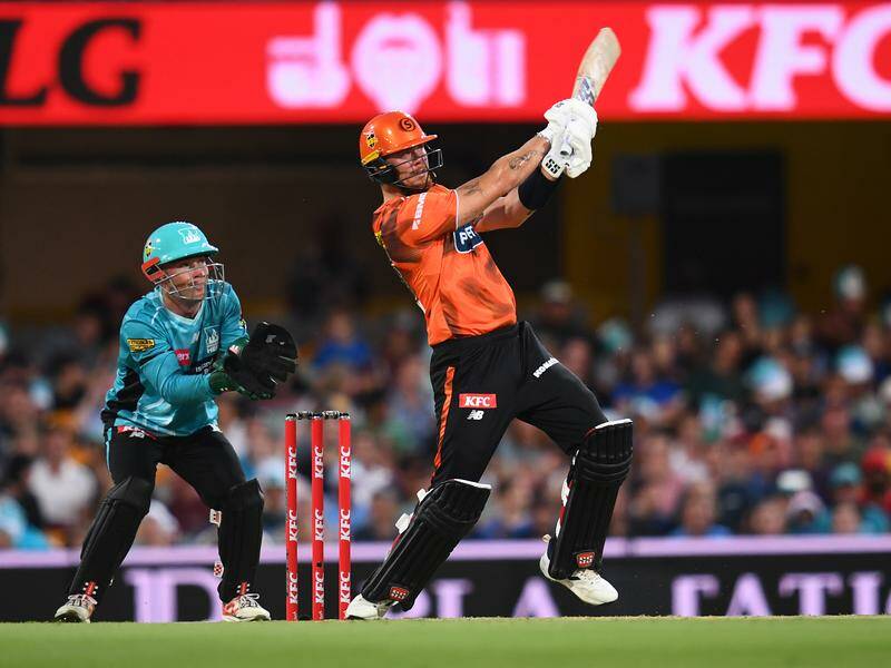 scorchers-smash-sixes-record-in-thrilling-win-against-heat