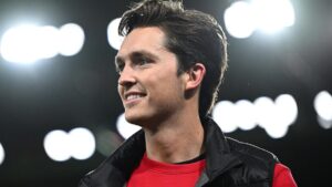 scotty-james-signs-netflix-deal-for-upcoming-documentary-pipe-dream-