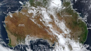 severe-storms-and-tornado-risk-hit-southeast-australia-now