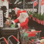 Santa and elves steal $3K from grocery store
