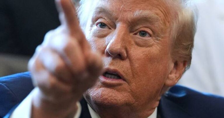 trump-keeps-option-of-military-action-against-venezuela-open