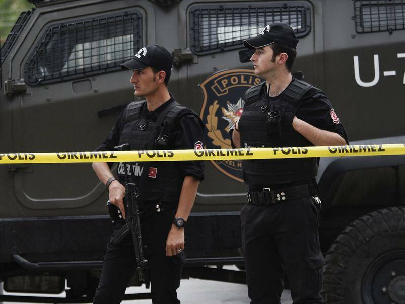 turkish-police-and-islamic-state-militants-clash-leaving-nine-dead