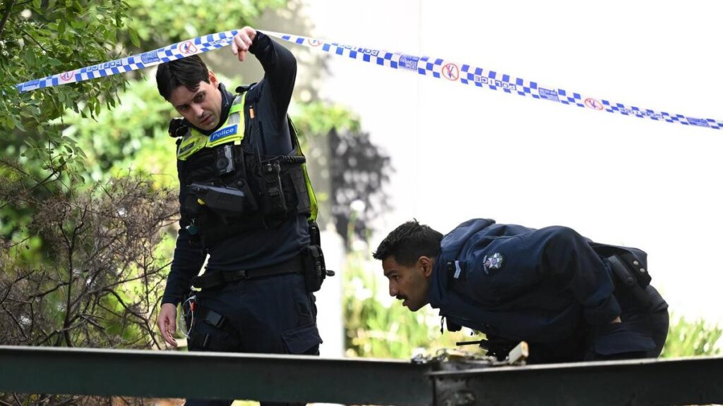 two-dead-in-separate-stabbing-attacks-in-melbourne-urgent-update