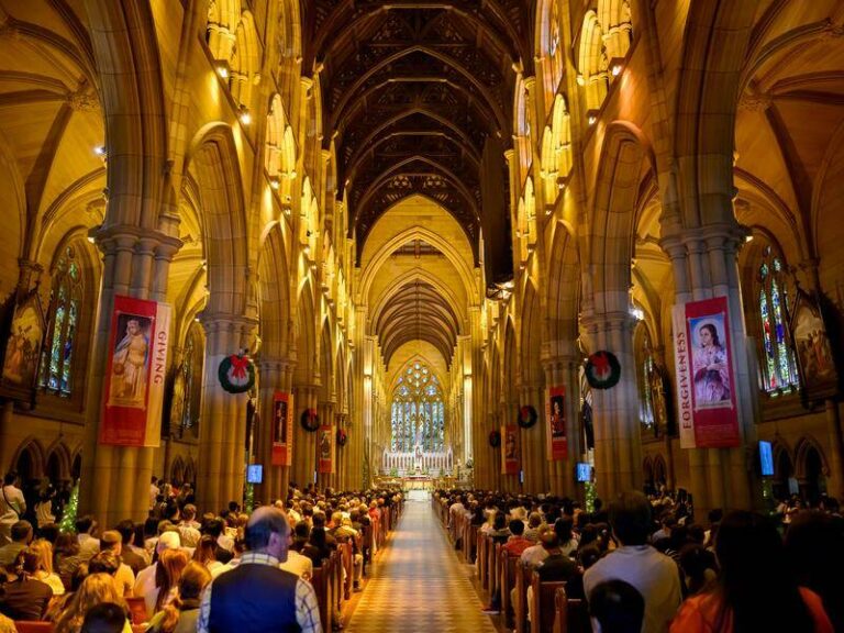 urgent-christmas-message-light-prevails-amid-tragedy-in-sydney
