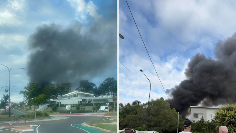 urgent-fire-engulfs-three-sheds-residents-ordered-indoors