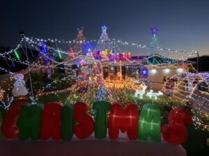 urgent-last-chance-for-2025-christmas-lights-competition-entries-