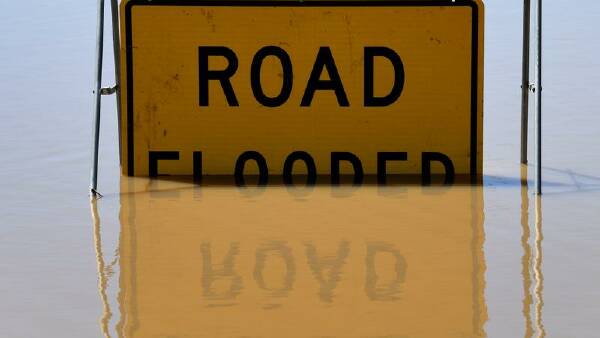 urgent-man-dies-in-floods-as-cyclone-hayley-approaches-australia