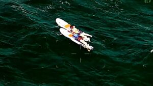 urgent-rescue-5-paddleboarders-and-kayakers-saved-on-christmas-day
