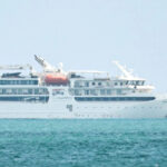 urgent-update-coral-adventurer-hits-reef-80-passengers-aboard