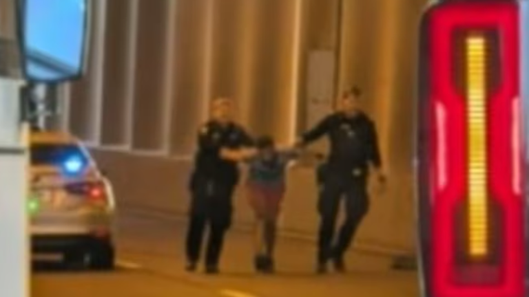 urgent-update-man-in-custody-after-dramatic-rooftop-standoff