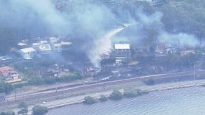 urgent-winds-threaten-nsw-central-coast-fires-evacuations-ordered