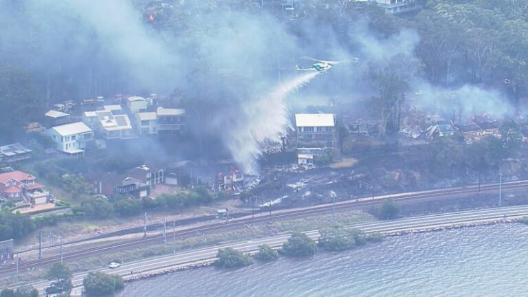 urgent-winds-threaten-nsw-central-coast-fires-evacuations-ordered