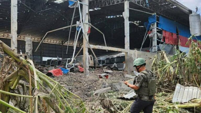 us-and-china-urge-thailand-and-cambodia-to-reach-ceasefire