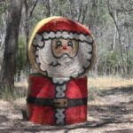 victorian-community-unveils-festive-hay-bale-creations-for-christmas