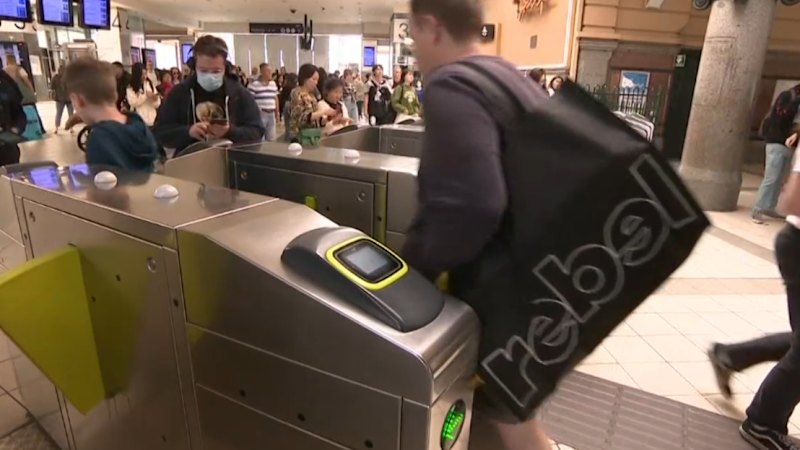 victorians-face-public-transport-fare-increase-starting-2026