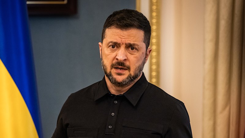 zelensky-plans-meeting-with-trump-to-discuss-peace-deal