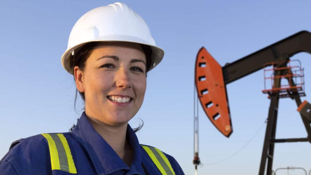 amplitude-energy-shares-surge-34-analysts-see-further-gains