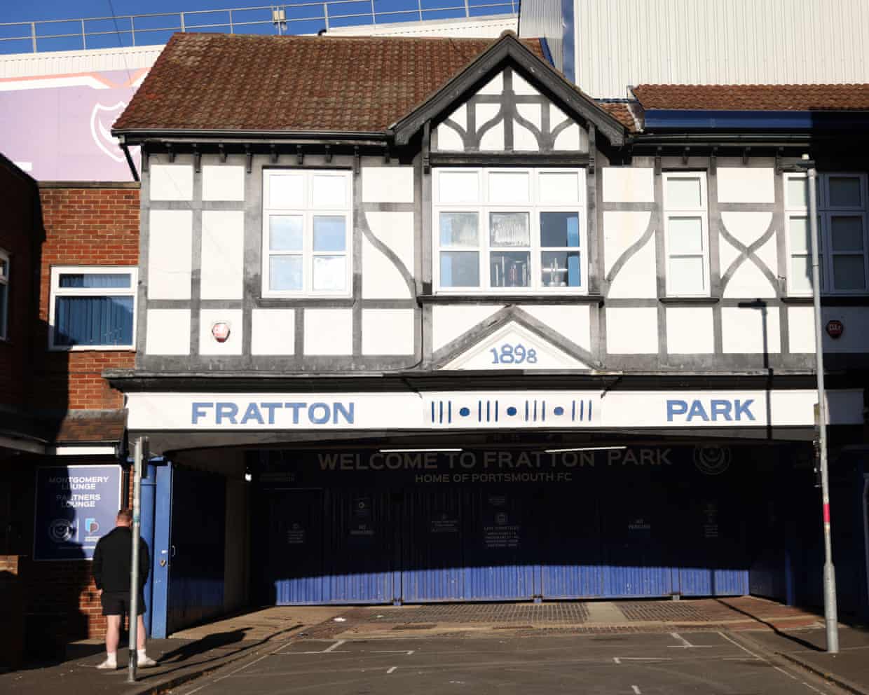 arsenal-faces-portsmouth-in-fa-cup-third-round-showdown