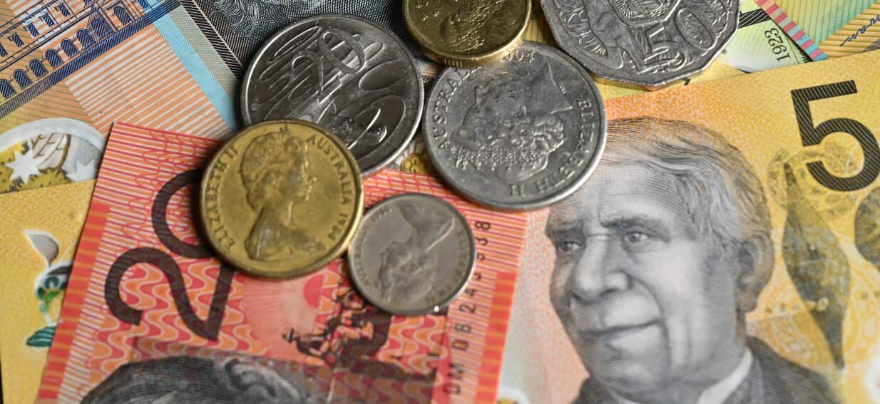 australian-dollar-hits-15-month-high-benefits-travelers-and-households