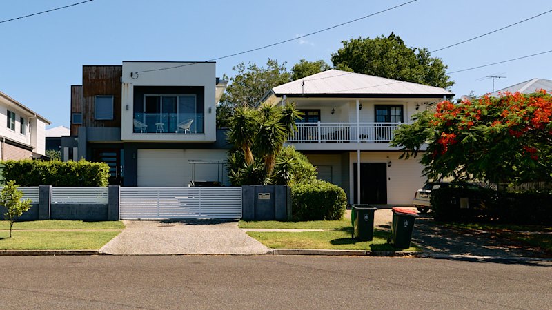 brisbane-home-prices-surge-to-record-highs-rising-3-800-weekly