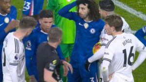 chelsea-reduced-to-ten-men-after-cucurella-s-first-half-red-card