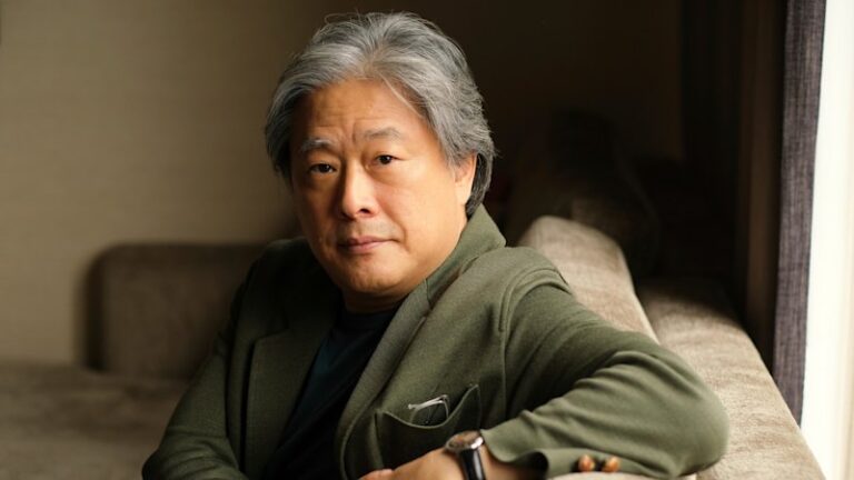 corporate-rivalry-escalates-in-park-chan-wook-s-new-film
