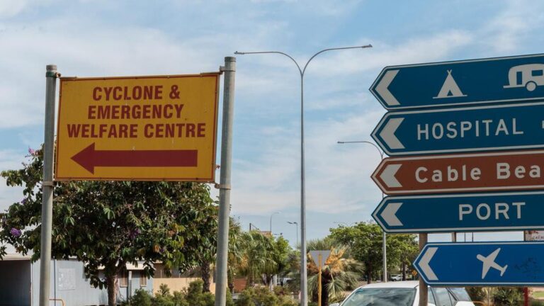 cyclone-luana-hits-western-australia-flash-flooding-threats-loom