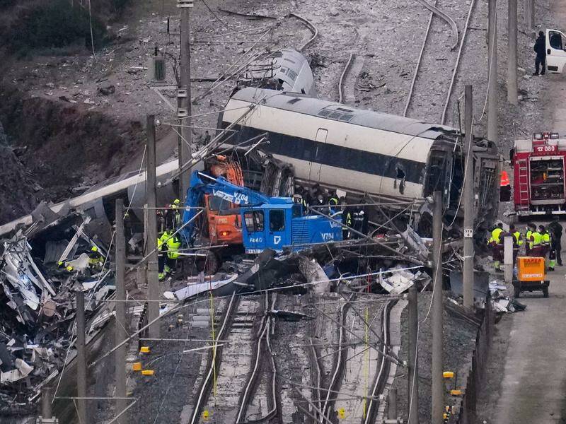 deadly-train-derailment-near-barcelona-kills-one-injures-20