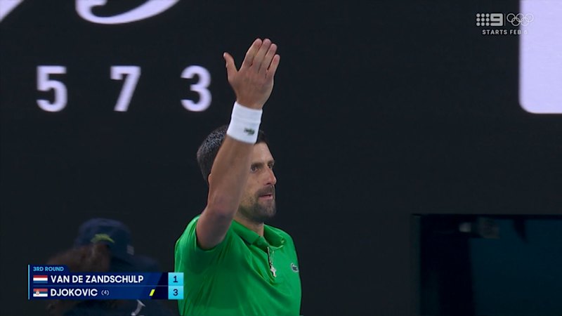 djokovic-ignites-crowd-with-stunning-break-in-tense-match