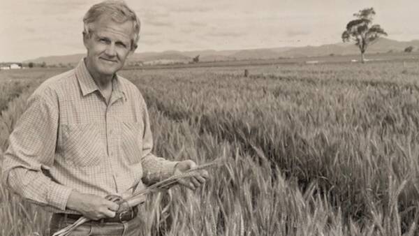 dr-ian-holford-pioneering-soil-scientist-dies-at-92