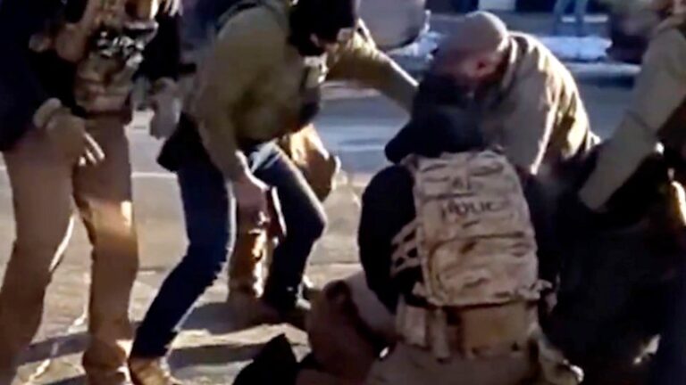 federal-immigration-officers-involved-in-fatal-shooting-of-minneapolis-man