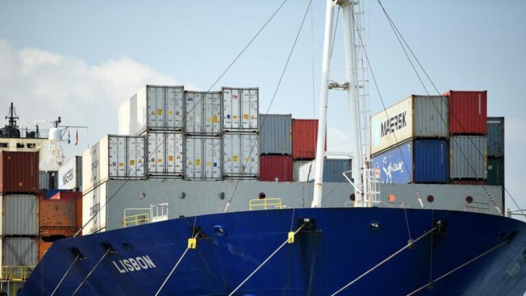 global-economy-shows-resilience-amid-tariff-challenges