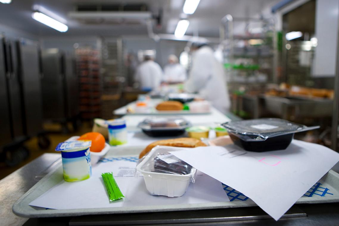 hospitals-could-cut-food-waste-and-save-millions-through-audits