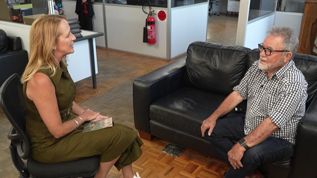 john-williamson-bids-emotional-farewell-at-tamworth-festival