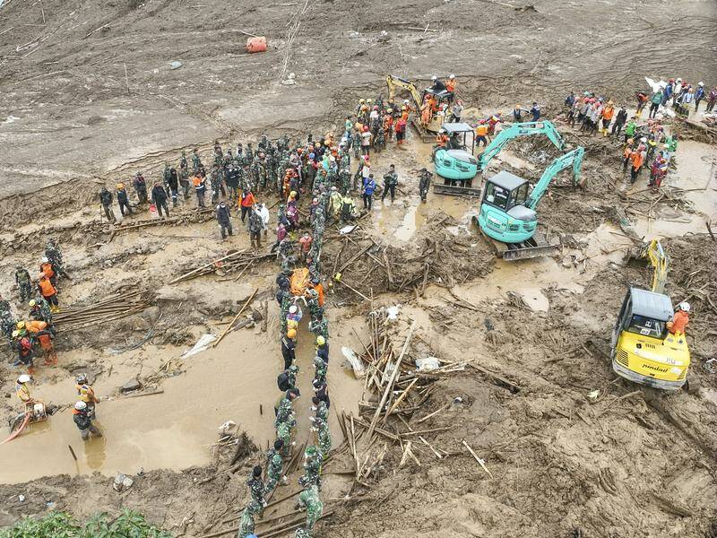 landslide-in-indonesia-claims-lives-of-23-soldiers-during-training