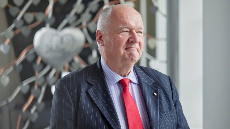 leading-cardiologist-warns-of-crisis-in-australian-medical-research