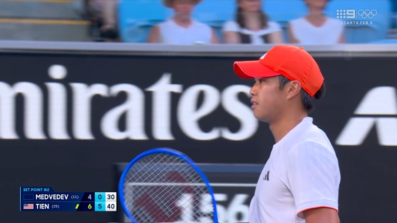 learner-tien-shocks-daniil-medvedev-with-6-0-set-victory