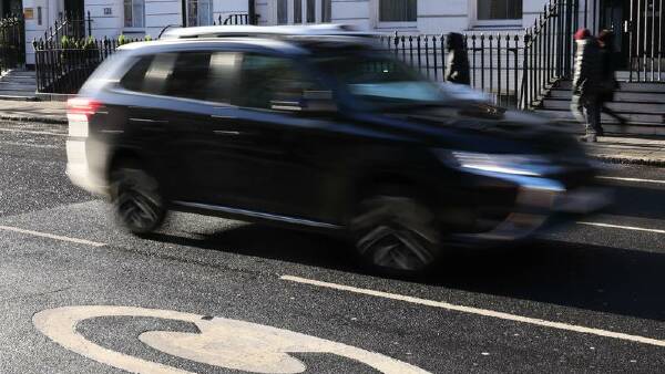 london-ev-drivers-face-congestion-charge-starting-this-week