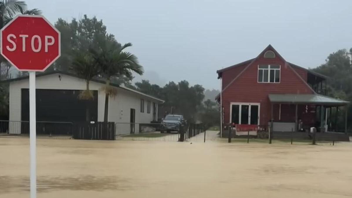 new-zealand-faces-severe-weather-landslips-leave-people-missing