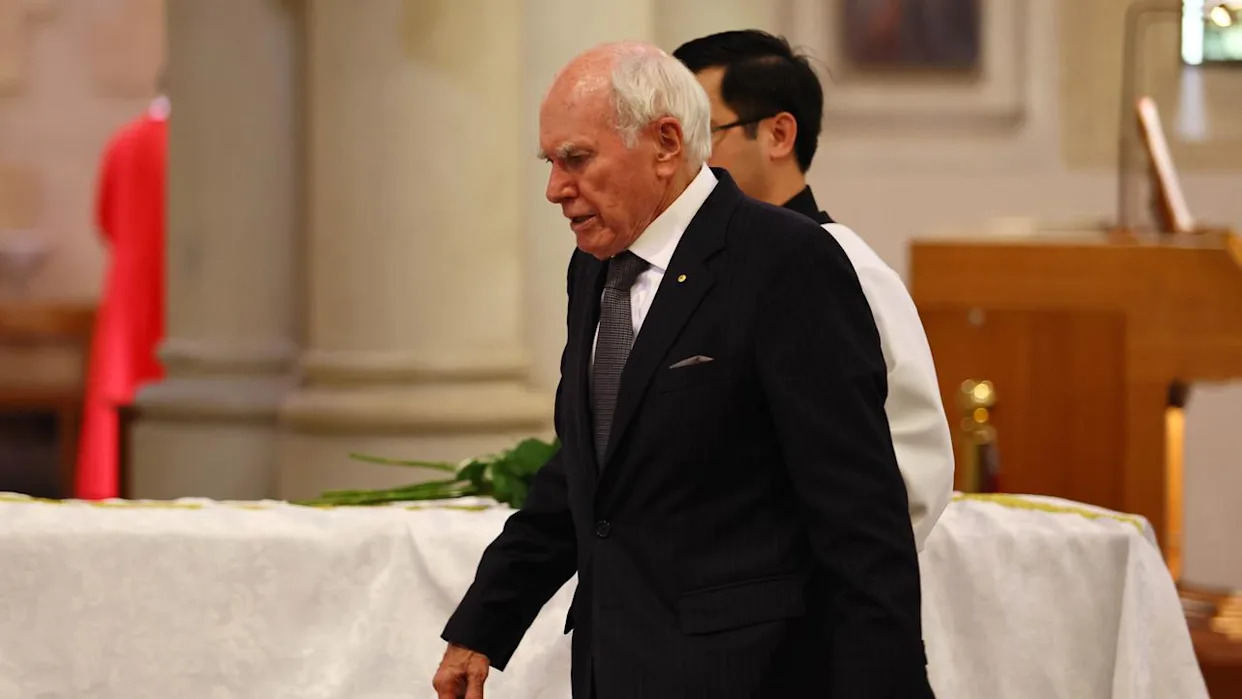 political-leaders-unite-to-honor-ron-boswell-at-state-funeral