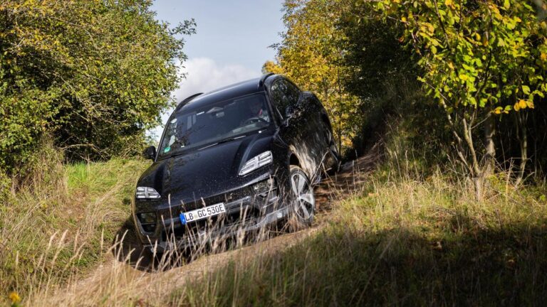 porsche-sees-10-global-sales-decline-in-2025-amid-market-challenges